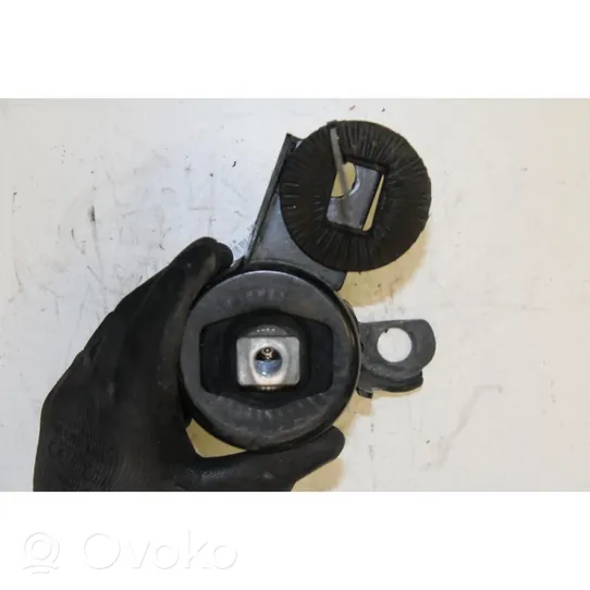 Ford Fiesta Engine mount bracket 