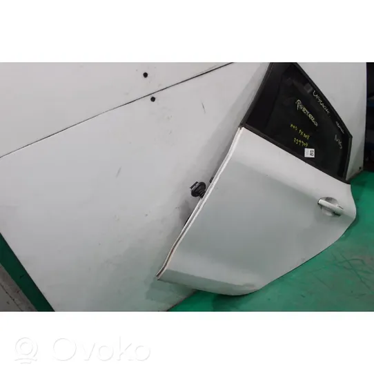 Peugeot 208 Rear door 