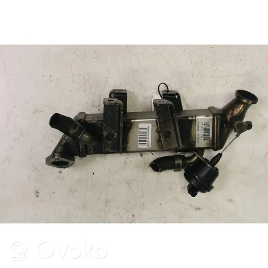 Nissan Qashqai EGR dzesētāja stiprinājums 