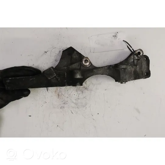 Audi A3 S3 8P Generator/alternator bracket 