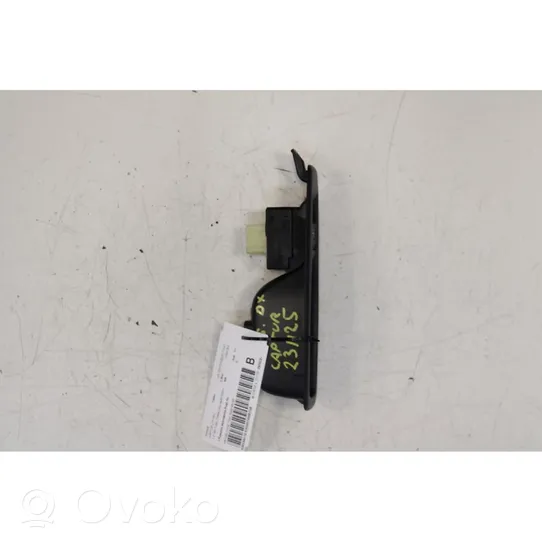 Renault Captur Electric window control switch 