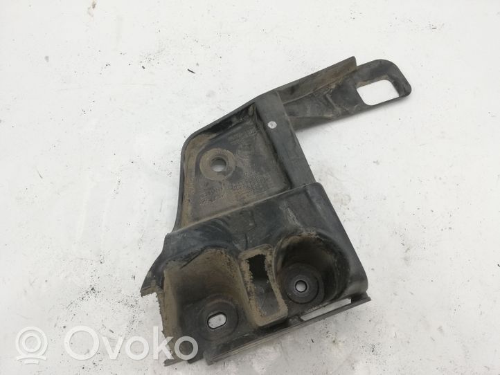 BMW X3 E83 Staffa angolare del supporto di montaggio del paraurti 3400956