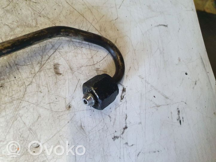 Nissan Primera Tuyau d'alimentation d'injecteur de carburant NOCODE