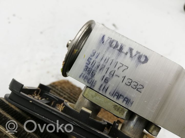 Volvo XC90 Ilmastointilaitteen sisälauhdutin (A/C) 3110117