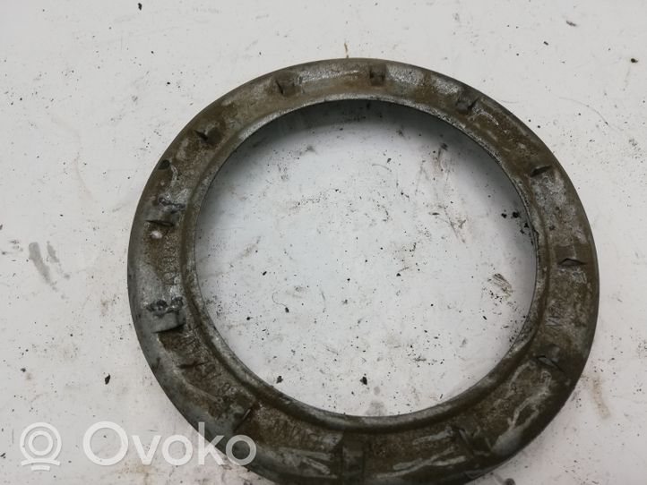 BMW X3 E83 Anello/dado di bloccaggio della vite della pompa del carburante nel serbatoio 6762417