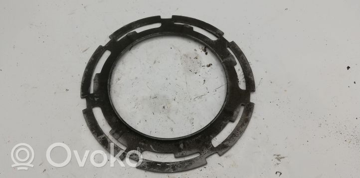 BMW 5 F10 F11 Bague de verrouillage pour réservoir de carburant 7188565