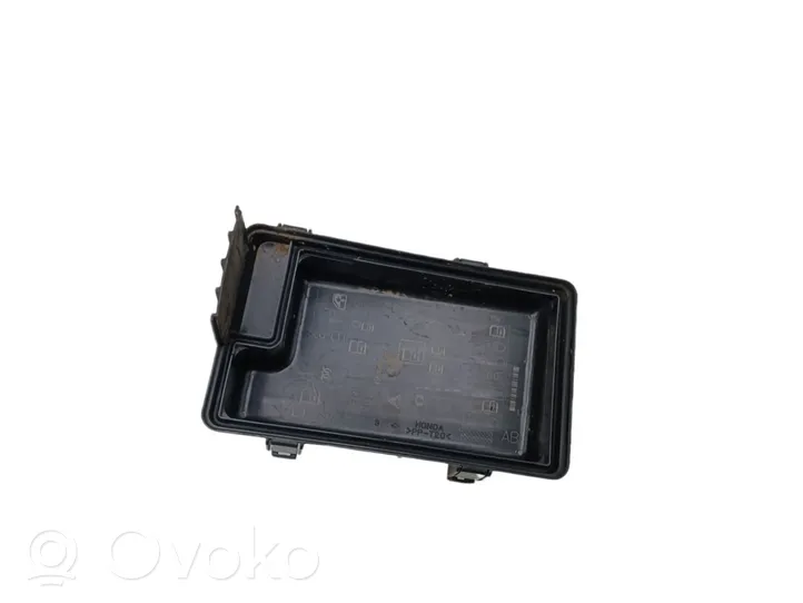 Honda Accord Fuse box cover 