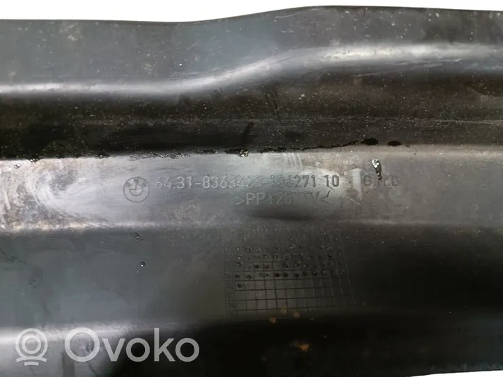 BMW 3 E46 Ohjaamon sisäilman mikrosuodattimen kansi 64318363423