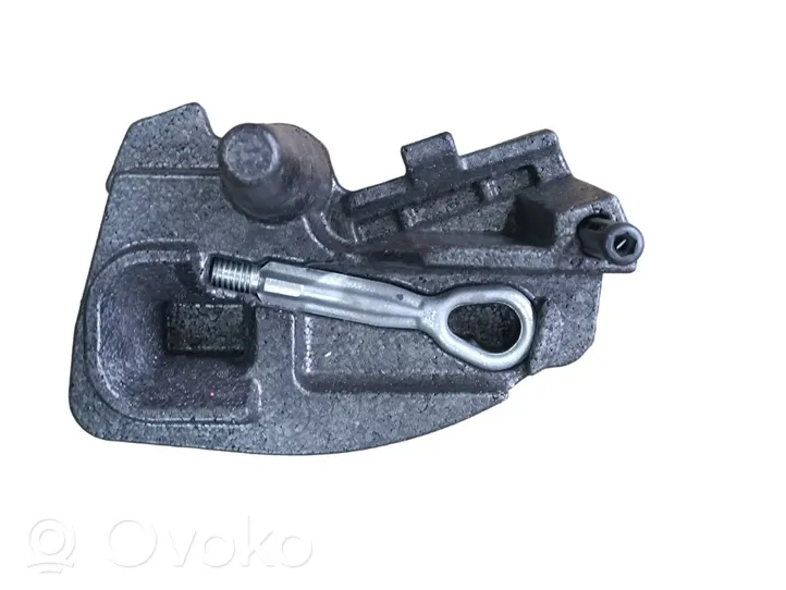 BMW 1 F20 F21 Occhiello gancio di traino 7222700