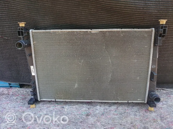 Opel Combo D Radiateur de refroidissement 