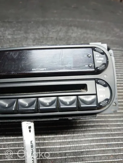 Jeep Liberty Radio/CD/DVD/GPS head unit 