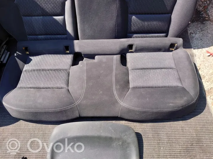 Infiniti Q30 Set sedili 