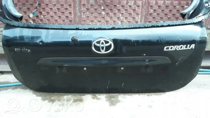 Toyota Corolla E120 E130 Tylna klapa bagażnika 