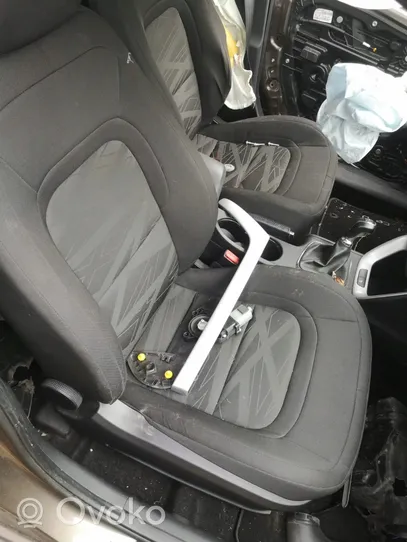 KIA Ceed Kit siège 