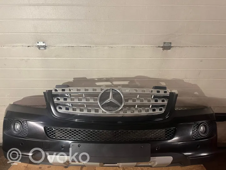 Mercedes-Benz ML W164 Set paraurti 