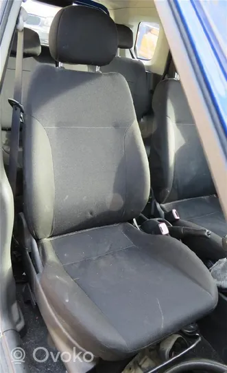 Suzuki Ignis Sedile anteriore del passeggero 