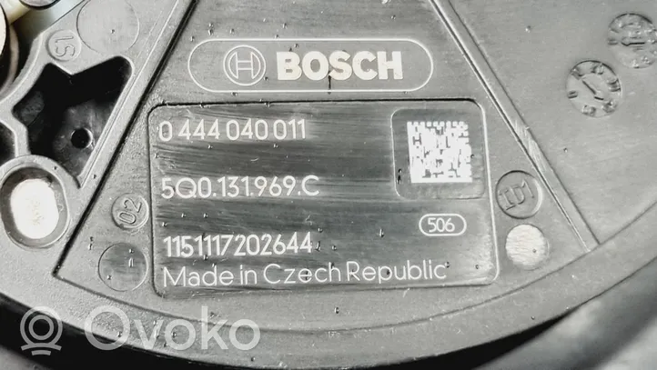 Skoda Yeti (5L) Zbiornik płynu AdBlue 1K0131877