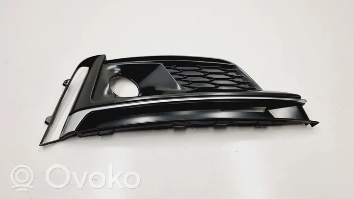 Audi A5 Grille inférieure de pare-chocs avant W6807682F