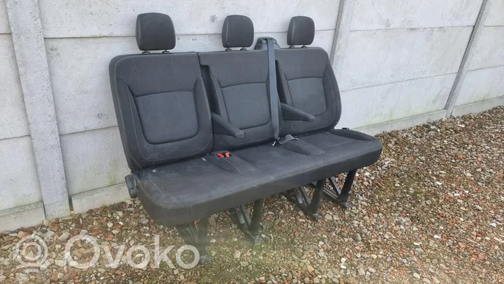 Opel Vivaro Set sedili 