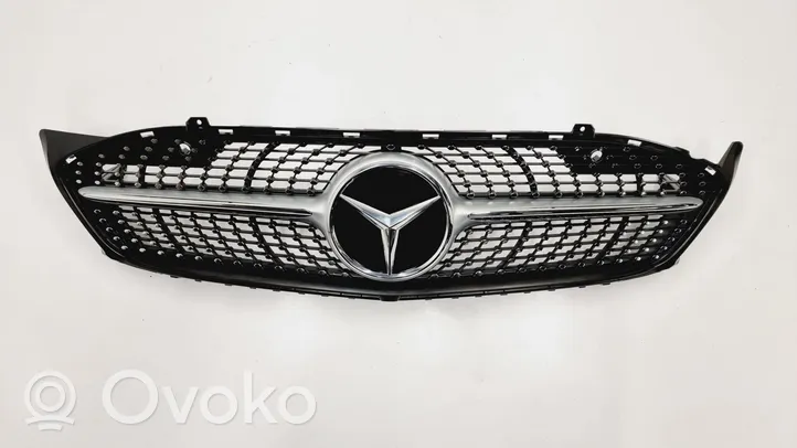 Mercedes-Benz CLA C118 X118 Grille de calandre avant A1188880000