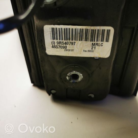 Volkswagen Routan Elektryczne lusterko boczne drzwi przednich 9R540797