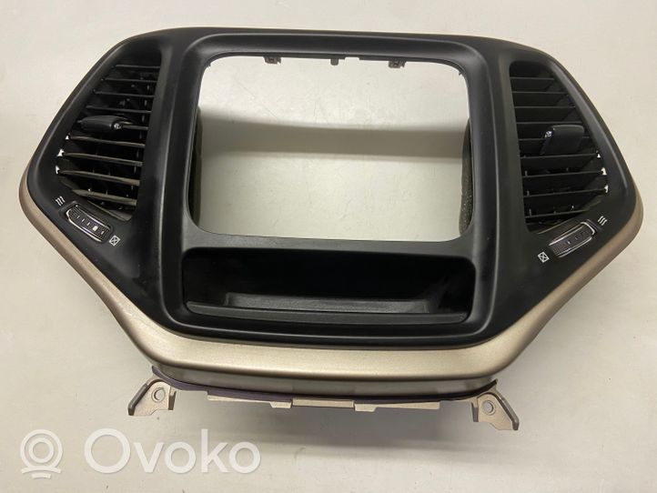 Jeep Cherokee Griglia di ventilazione centrale cruscotto 1XV181S5AD