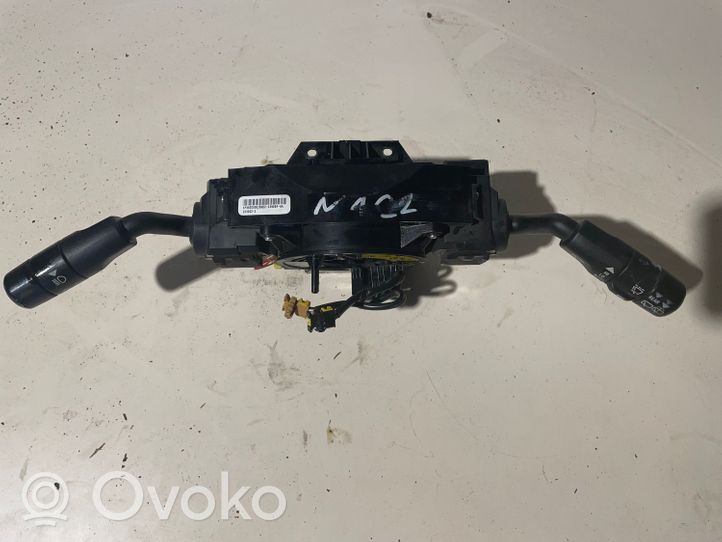 Land Rover Discovery 4 - LR4 Leva/interruttore dell’indicatore di direzione e tergicristallo YRC500080