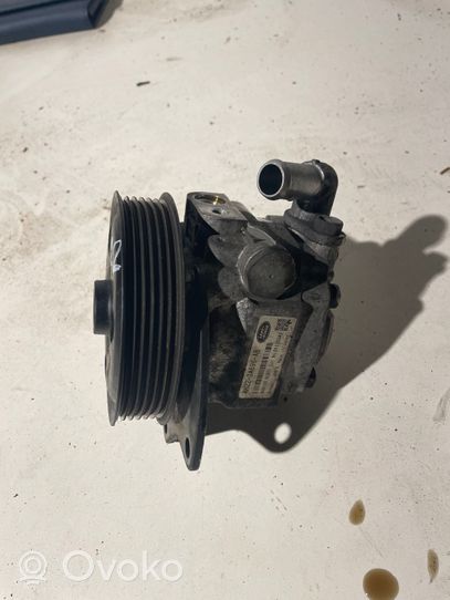 Land Rover Discovery 4 - LR4 Power steering pump AH223A696AB