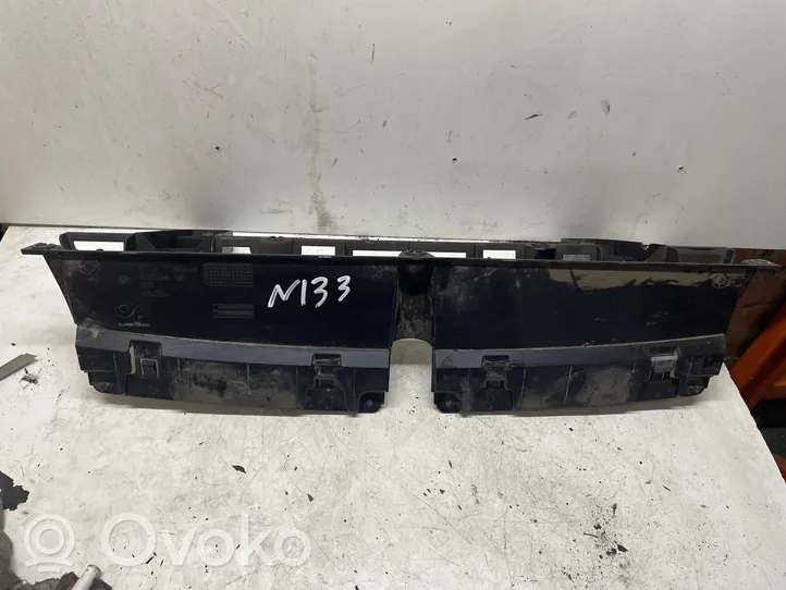 BMW X5 E70 Staffa di rinforzo montaggio del paraurti posteriore 7158444