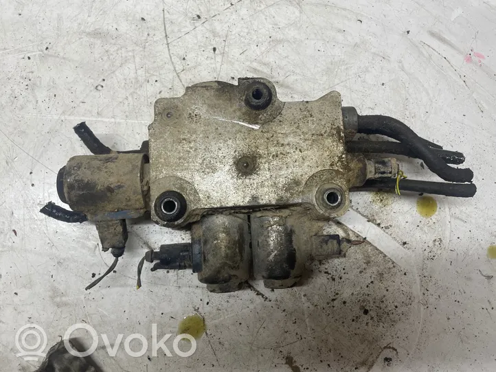 Land Rover Range Rover Sport L320 Blocco valvola della sospensione pneumatica RVH500090