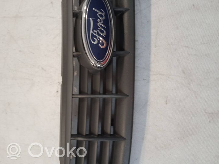 Ford Fiesta Maskownica / Grill / Atrapa górna chłodnicy 8M5J8200AP