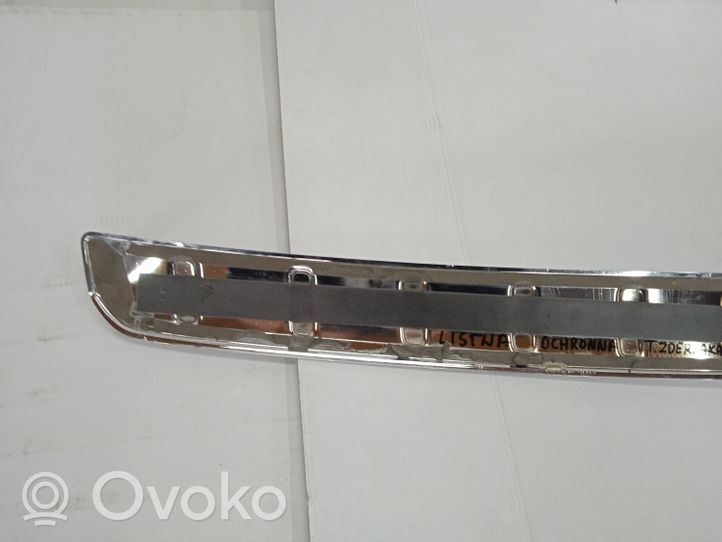 Mercedes-Benz GLS X167 Rear sill trim cover A1676931400