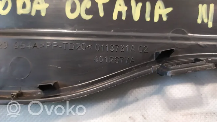 Skoda Octavia Mk3 (5E) Osłona pasa przedniego 0113731A