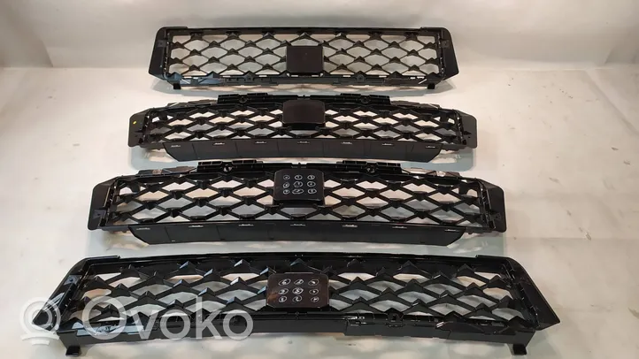 Cupra Formentor Grille inférieure de pare-chocs avant FA50107569