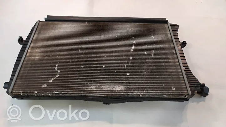 Volkswagen PASSAT B8 Ventilador eléctrico del radiador 5Q0121205BD