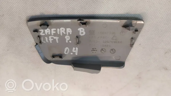 Opel Zafira B Priekinis tempimo kilpos dangtelis 13247300