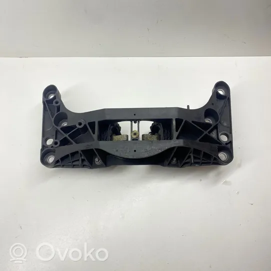 BMW 7 F01 F02 F03 F04 Support de boîte de vitesses 6788568