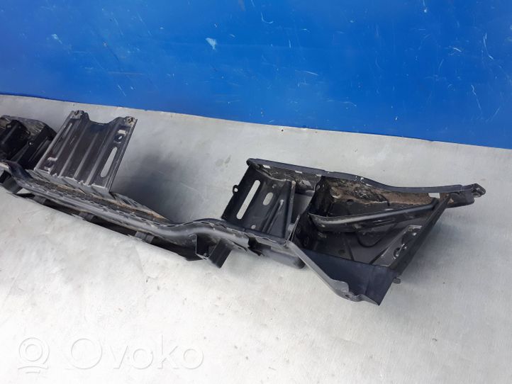 Ford Ranger Traversa di supporto paraurti posteriore 