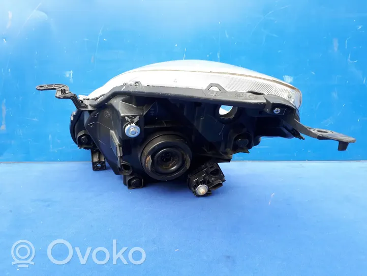 Nissan Pixo Lampa przednia 10017115