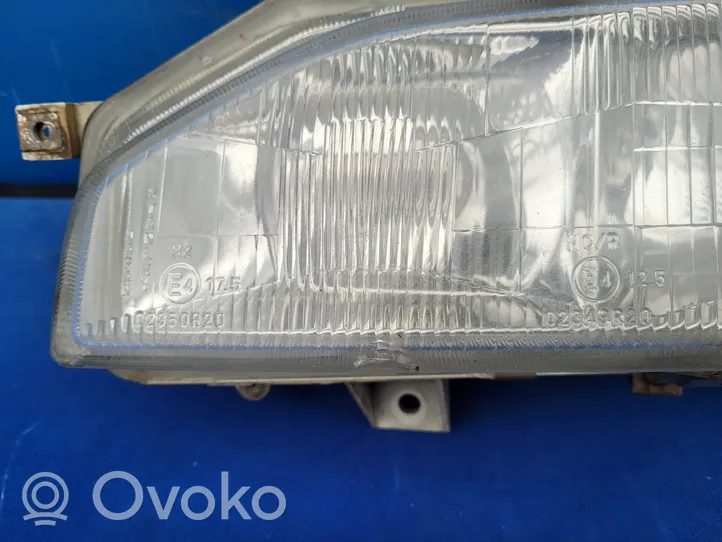 Honda Legend Lampa przednia 02350R20