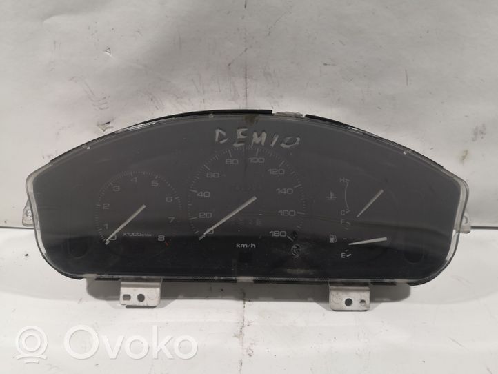 Mazda Demio Compteur de vitesse tableau de bord 769118890