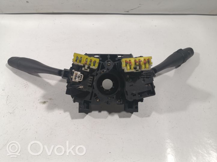 Nissan Primera Leva/interruttore dell’indicatore di direzione e tergicristallo 54354608