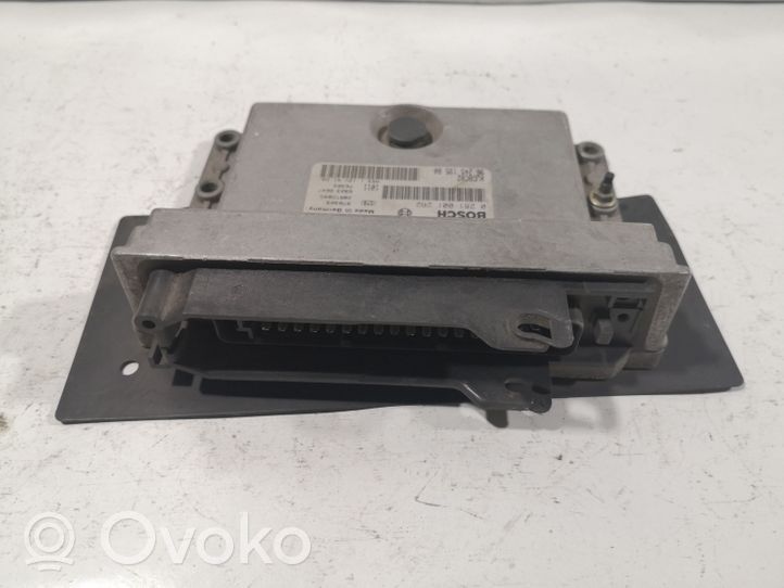 Peugeot 406 Calculateur moteur ECU 0281001262