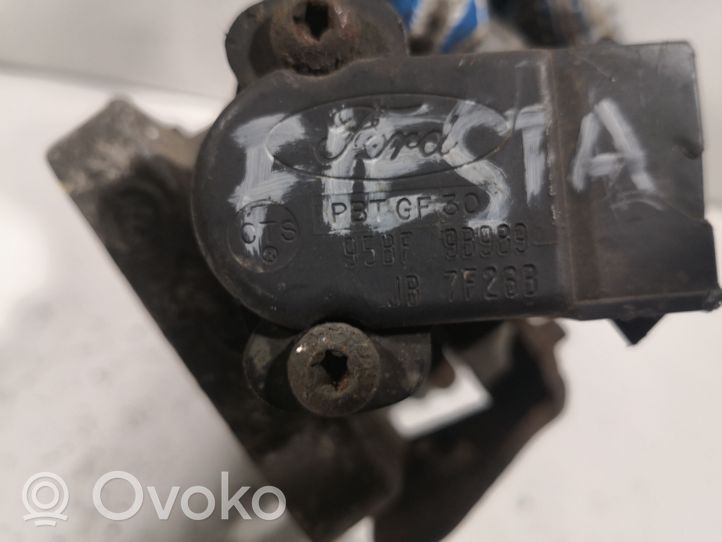 Ford Fiesta Droselinė sklendė 95BF9B989