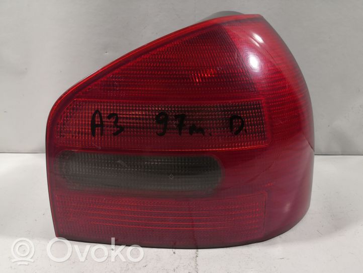 Audi A3 S3 8L Lampa tylna 8L0945257