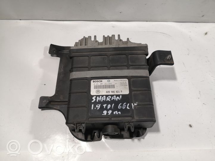 Volkswagen Sharan Calculateur moteur ECU 028906021P