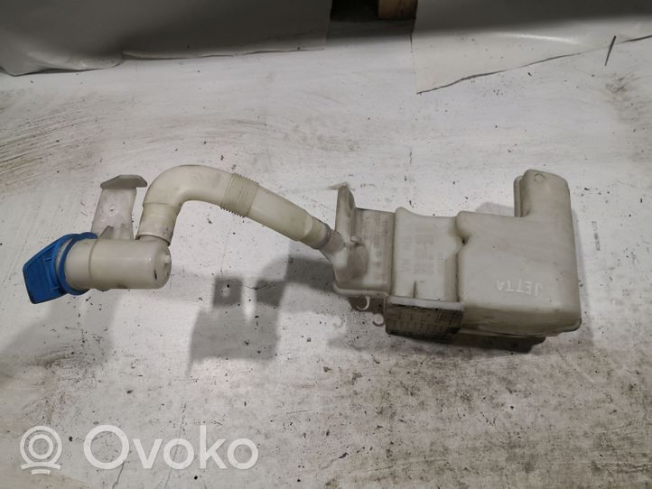 Volkswagen Jetta VI Réservoir de liquide lave-glace 5C6955453Q