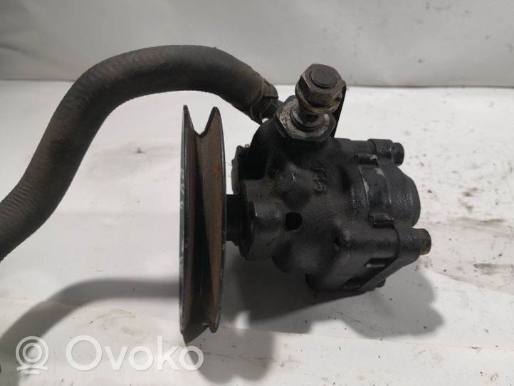 Mitsubishi Galant Power steering pump 