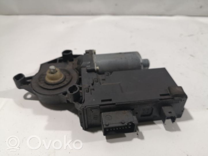 Peugeot 307 Moteur de lève-vitre de porte avant 9634457580