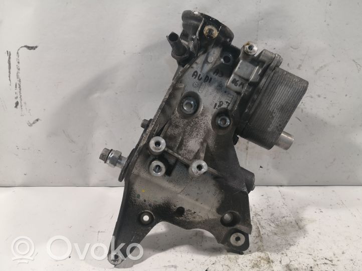 Audi A3 S3 8P Support de filtre à huile 06J903143S